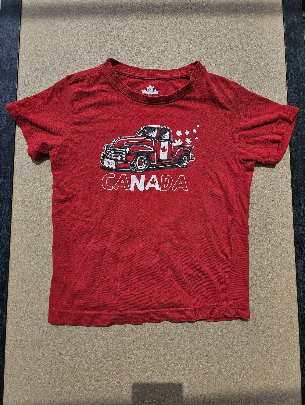 EH! Brand Canada Red Pickup Truck T-Shirt | Boys Size 5/6 | Canada Day